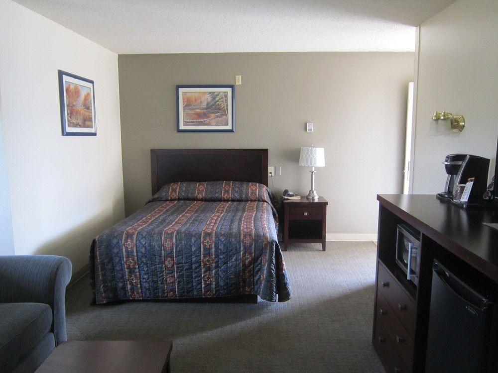 Battlefords Inn North Battleford Εξωτερικό φωτογραφία