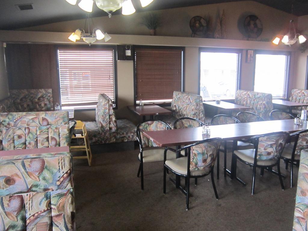 Battlefords Inn North Battleford Εξωτερικό φωτογραφία