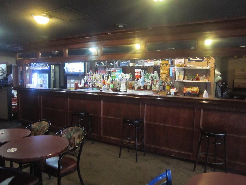 Battlefords Inn North Battleford Εξωτερικό φωτογραφία