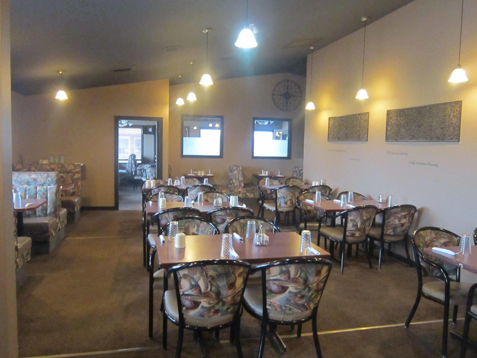 Battlefords Inn North Battleford Εξωτερικό φωτογραφία