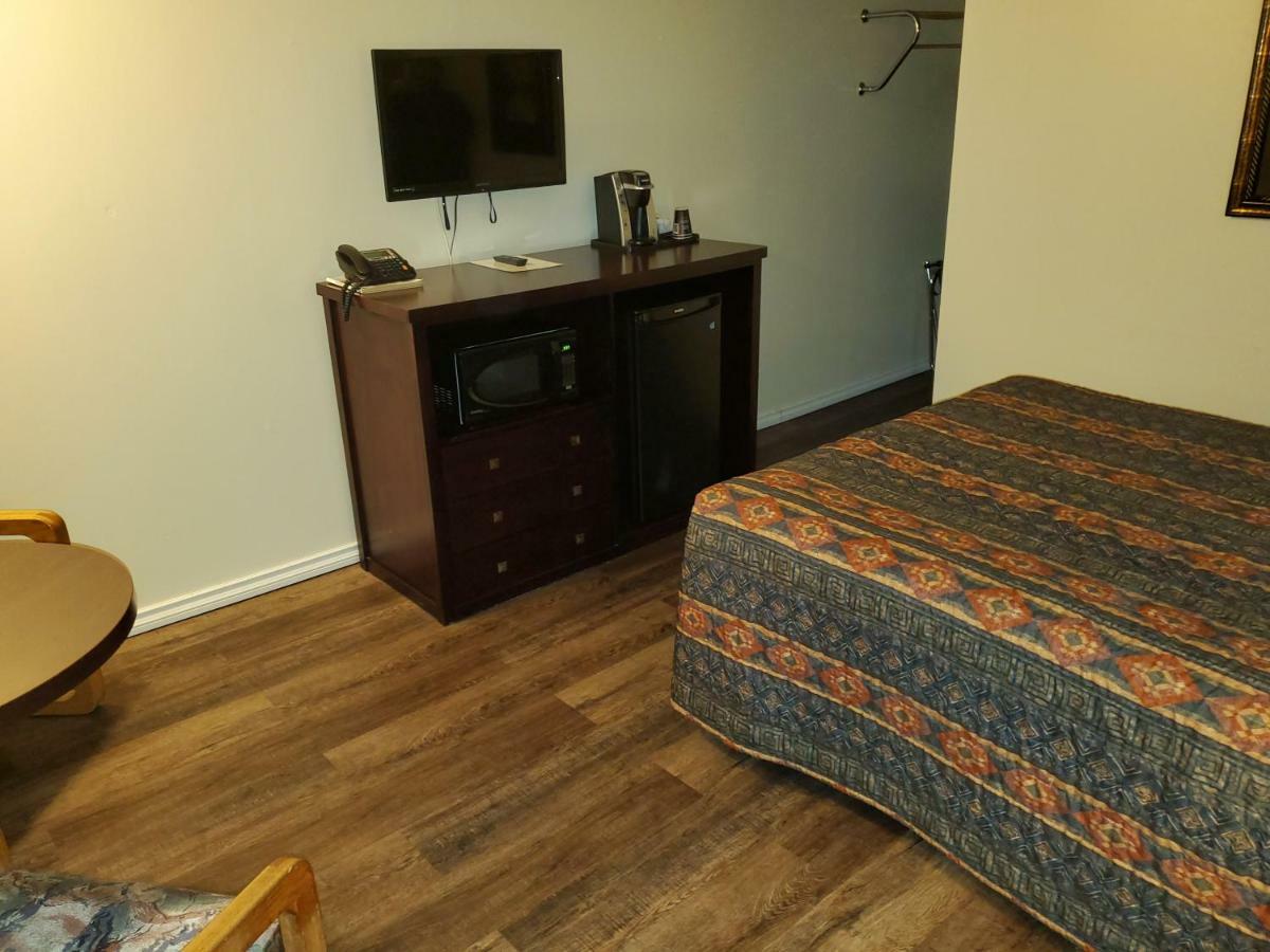 Battlefords Inn North Battleford Εξωτερικό φωτογραφία