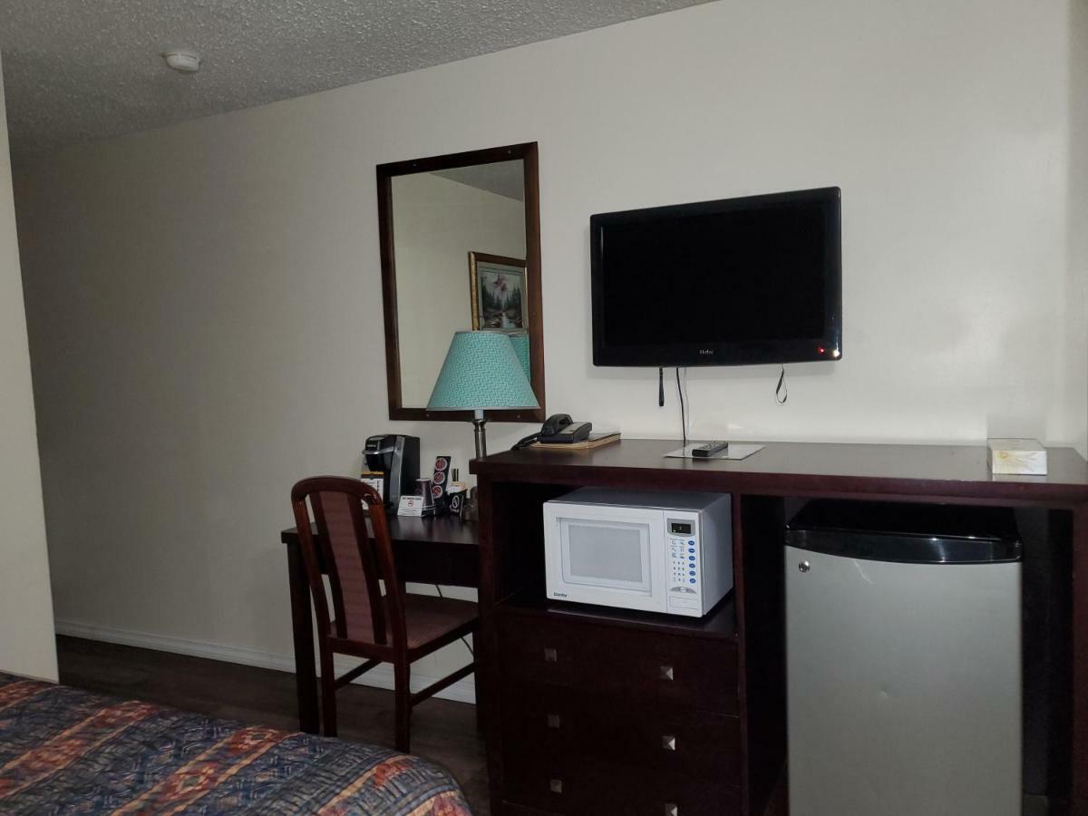 Battlefords Inn North Battleford Εξωτερικό φωτογραφία